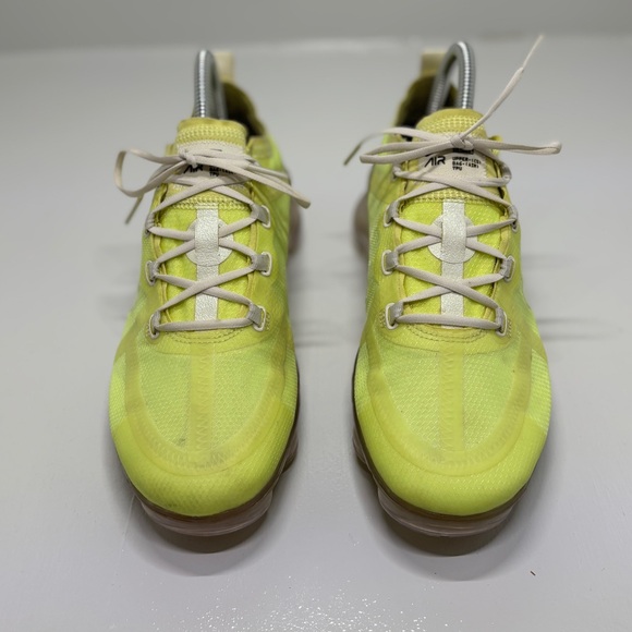 Women’s Nike Air VaporMax 2019 Volt Neon Yellow Running Shoes Size 7.5 - Picture 5 of 15